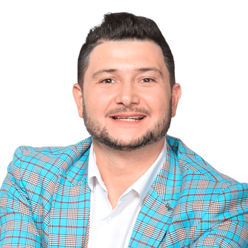 Денис Саков